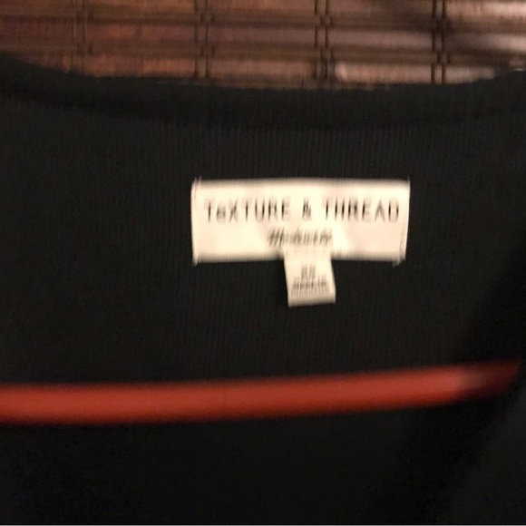 Texture & Thread Madewell Button-Wrap Top - Picture 2 of 7